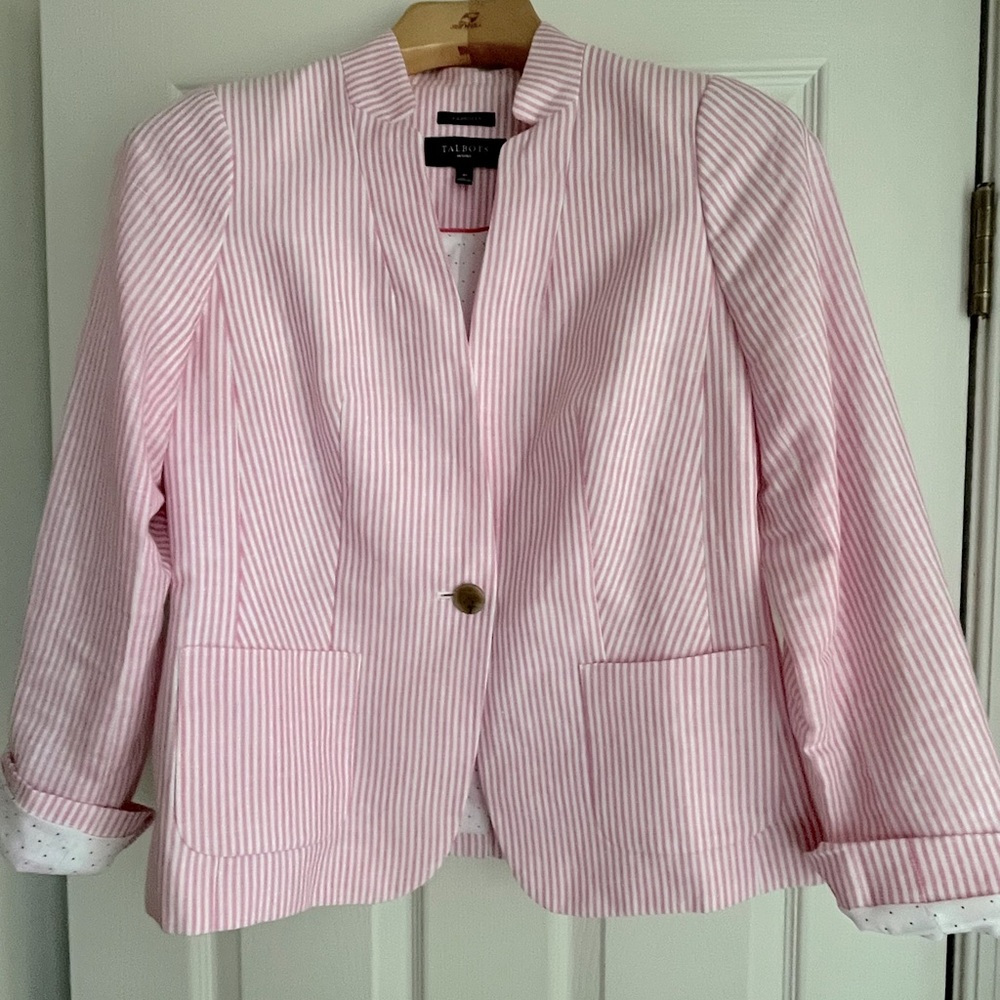 Talbots casual pink striped blazer - lined, patch pockets sz 4P- like new!